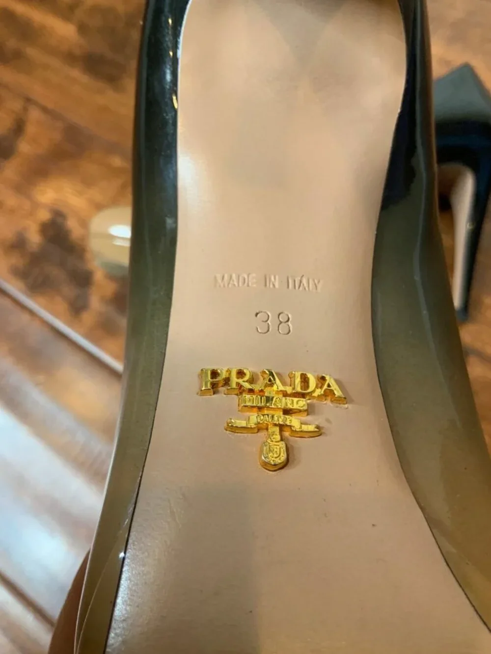 PRADA Tan Black Ombre Patent Leather Pump Heels, Size 8 | 38
